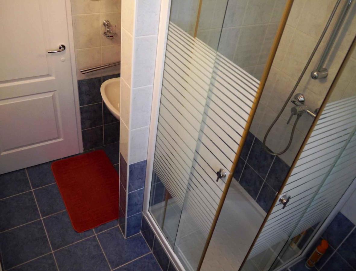 Apartments In Alsopahok/Balaton 27597 외부 사진